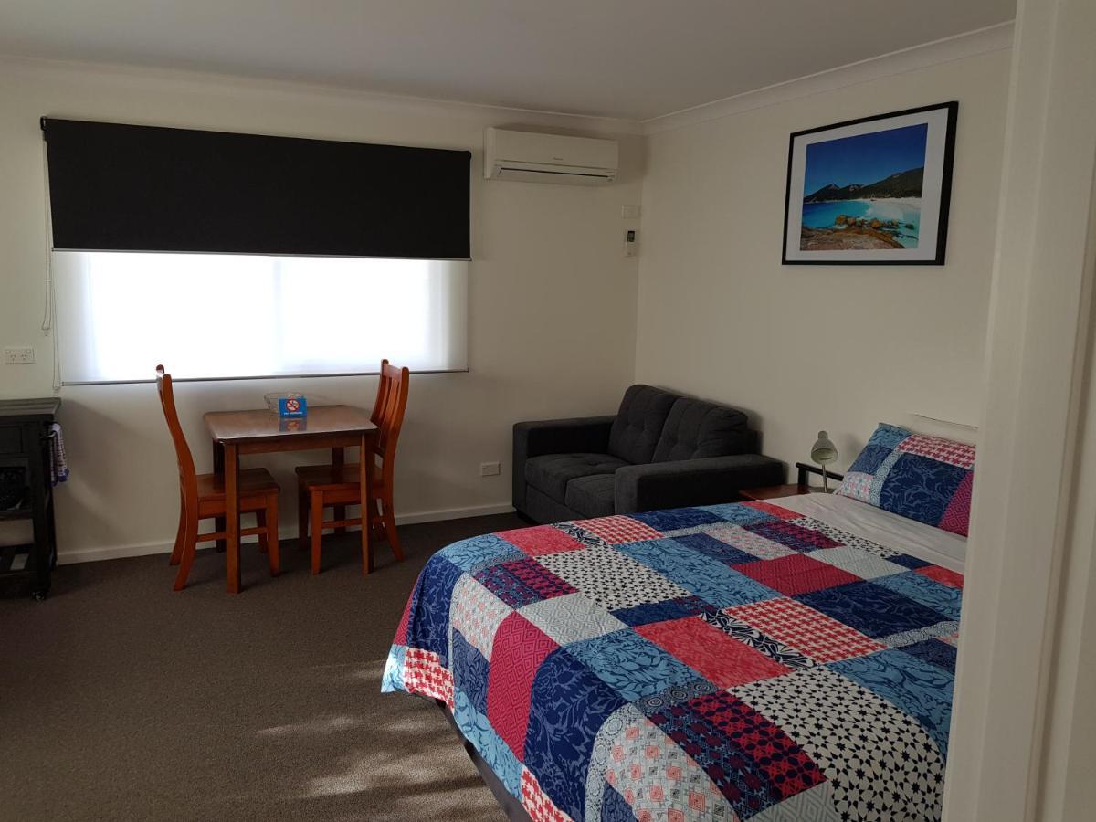 Albany Apartments Экстерьер фото