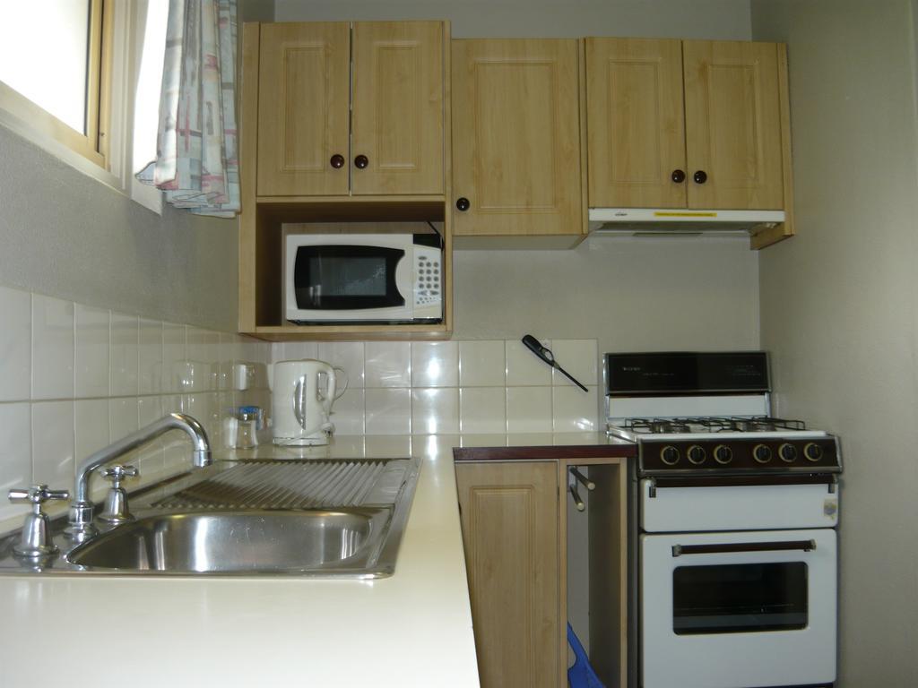 Albany Apartments Экстерьер фото